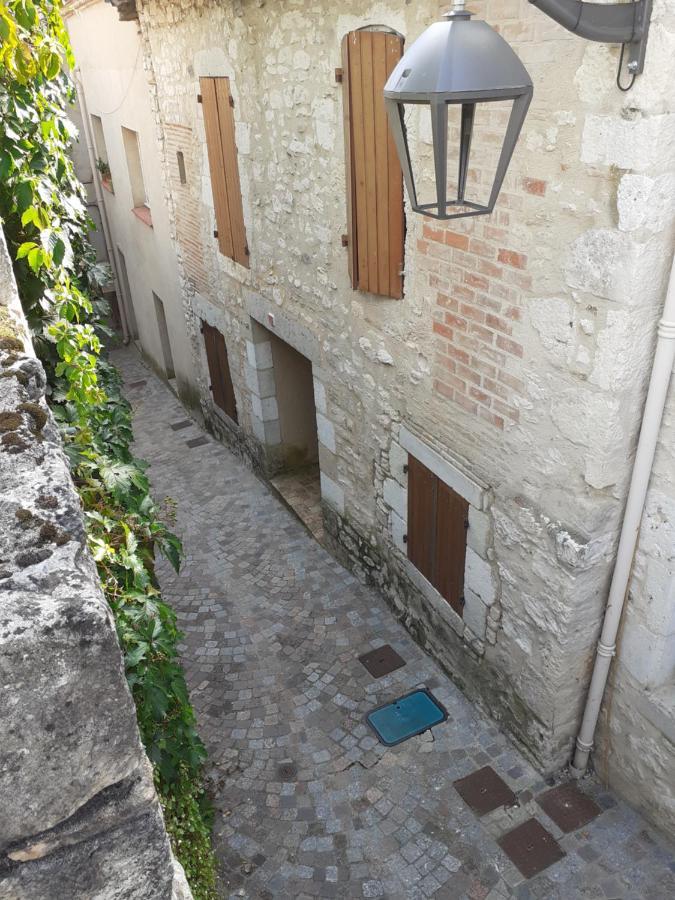 Petit Gite Des Augustins Monflanquin Eksteriør billede